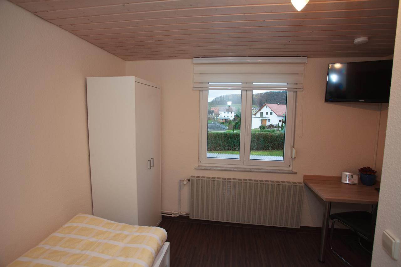 Hotel Haus Am Asang Löwenstein Esterno foto