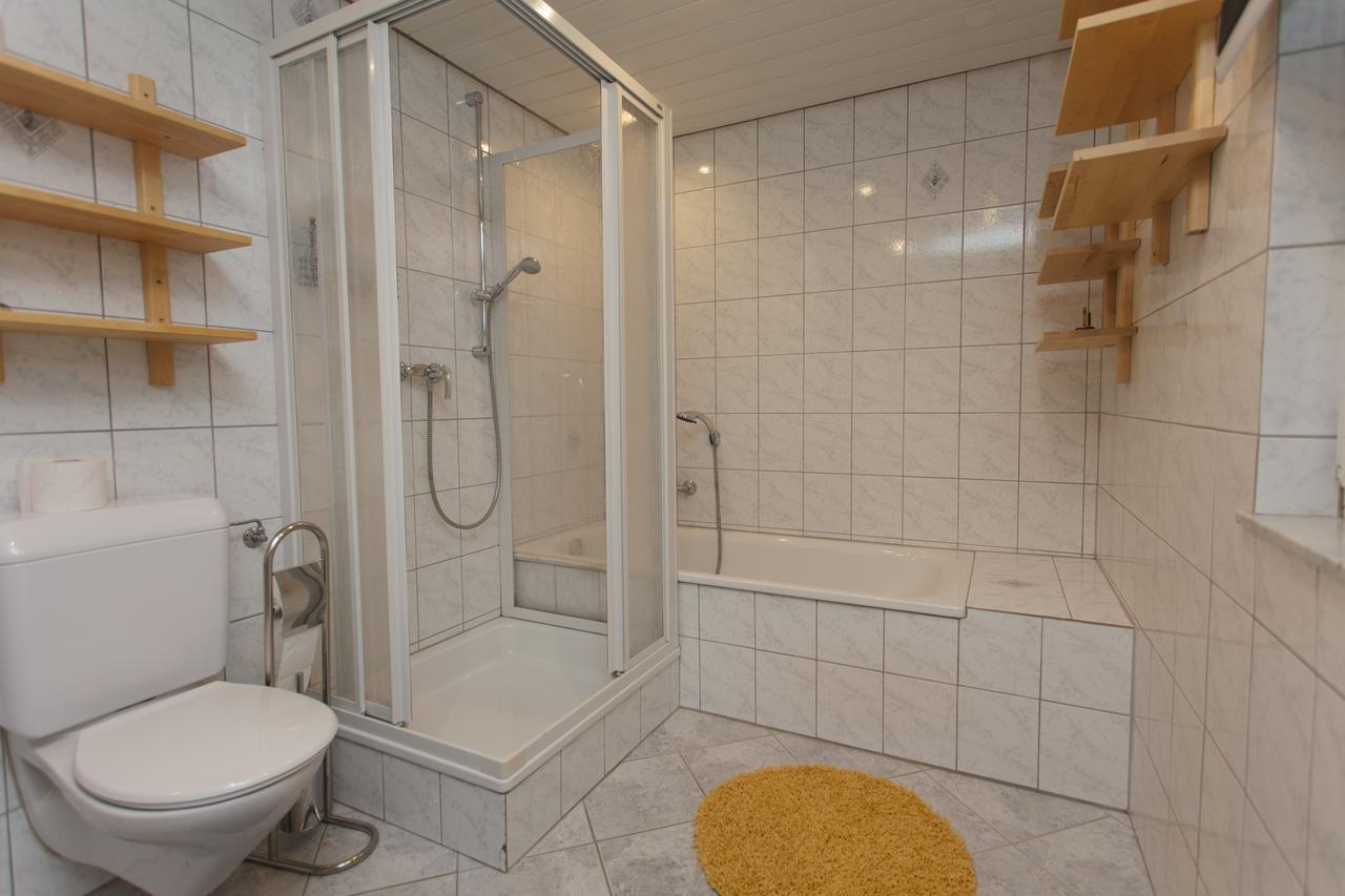 Hotel Haus Am Asang Löwenstein Esterno foto